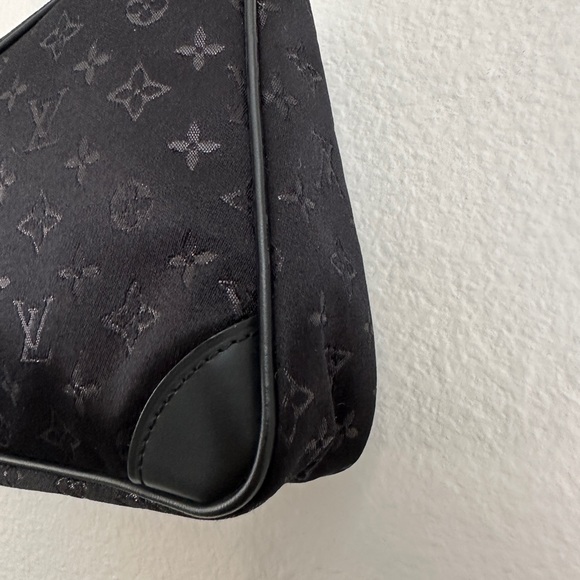 Louis Vuitton Boulogne Shoulder Bag Mini Black Satin - Picture 10 of 13